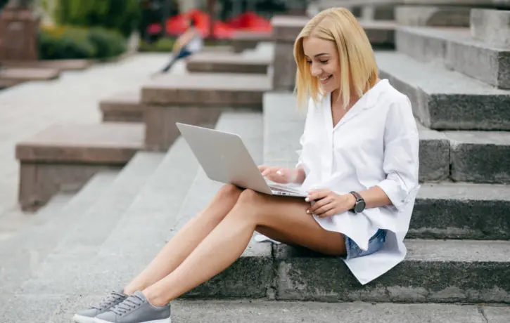Collaborative training: Types, applications, & benefits