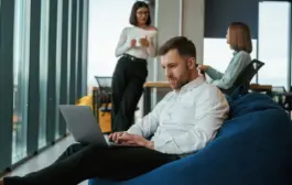 Salesforce in-app guidance: Types, set-up, best practice