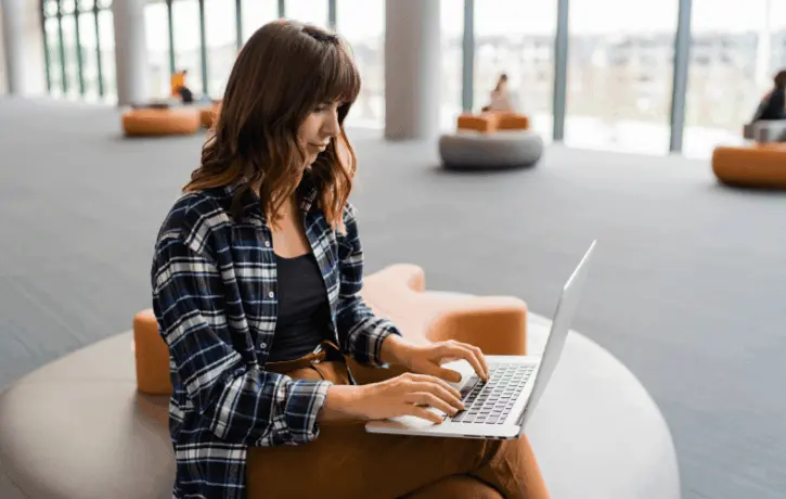 Employee separation for HR: Navigate complex emotions and processes with ease
