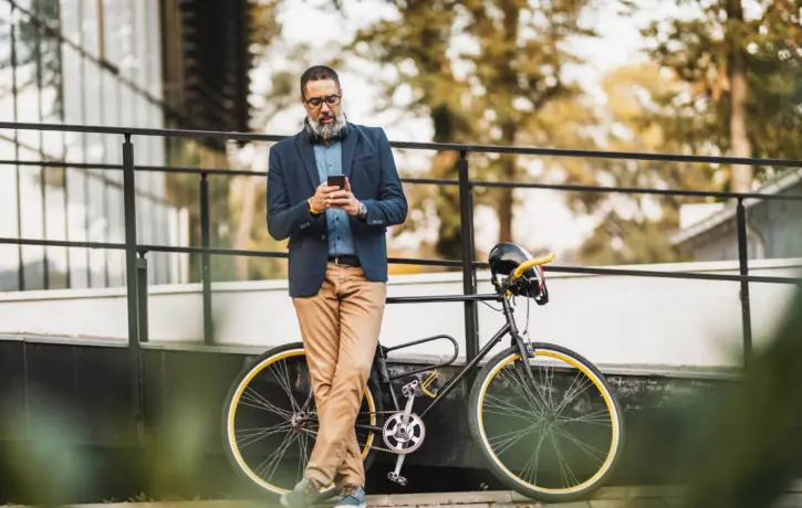 Social learning: Definition, benefits & strategies