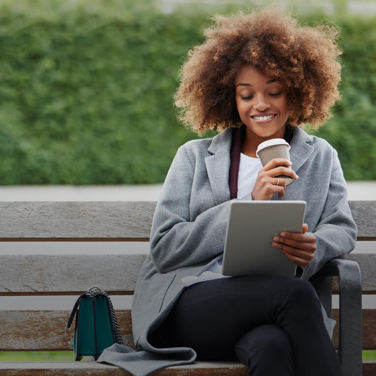 LinkedIn increases employee productivity and decreases training needs